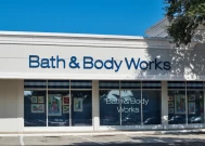 Bath & Body Works回应KKK image对蜡烛包装的投诉