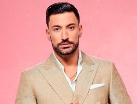 乔瓦尼·佩尼斯(Giovanni Pernice)在开始新的职业生涯之前“得到了BBC严格老板的支持”